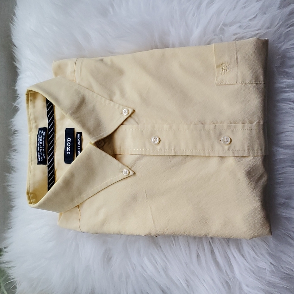 Izod long Sleeves Button Down Shirt